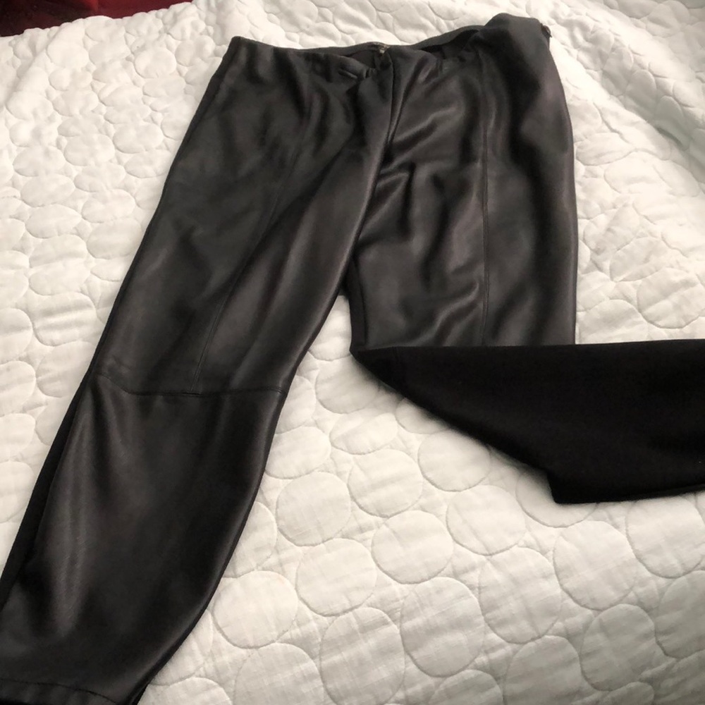 Jessica Simpson Faux leather and pointe legging